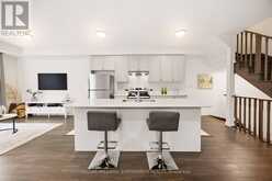 30 RILEY REED LANE | Richmond Hill Ontario | Slide Image Thirteen