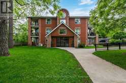 102 - 131 CLAPPERTON STREET | Barrie Ontario | Slide Image Two