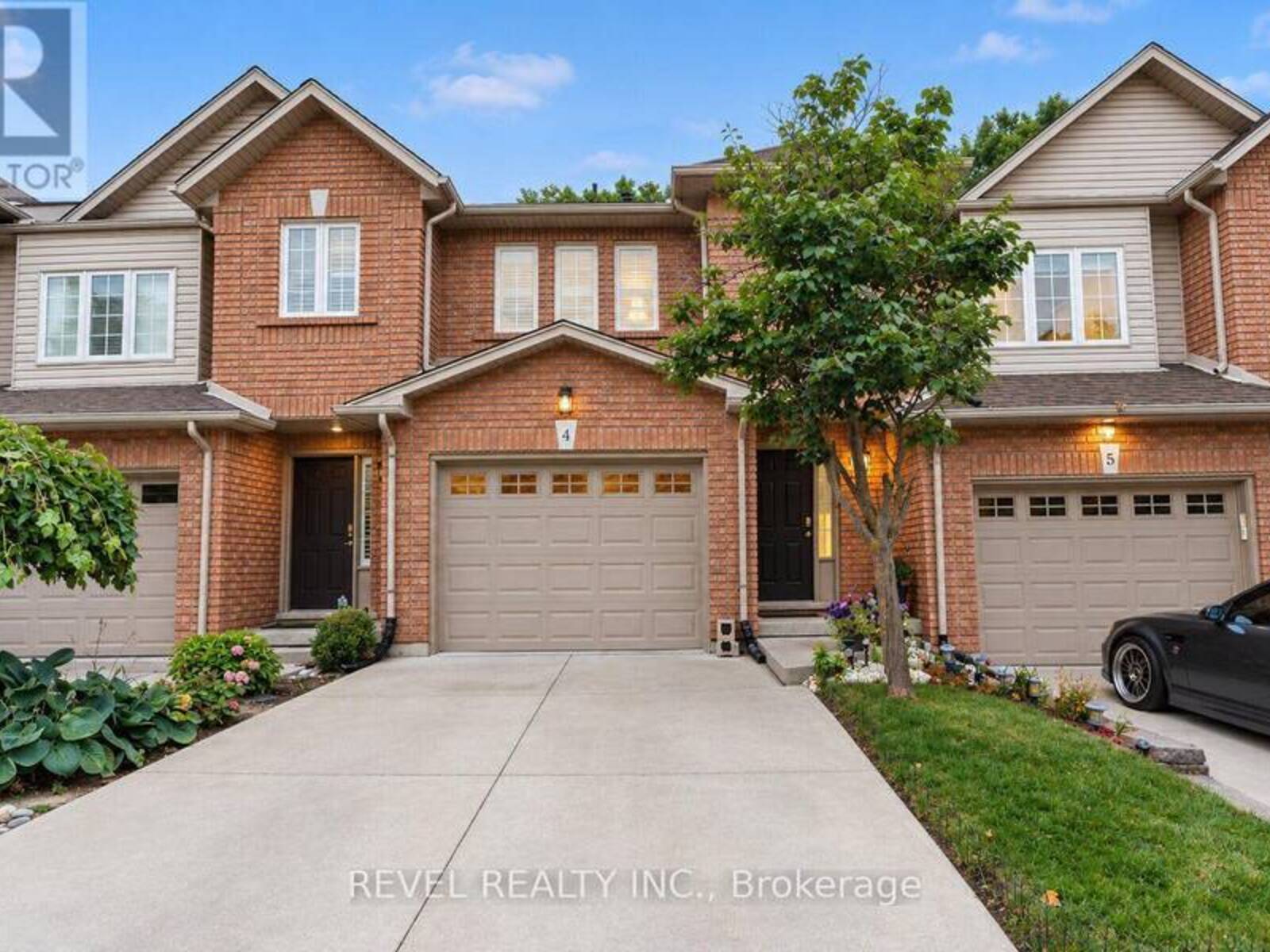 4 - 348 HIGHLAND ROAD W, Hamilton, Ontario L8J 3W5