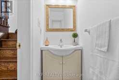 71 PILLAR ROCK CRESCENT | Markham Ontario | Slide Image Eight