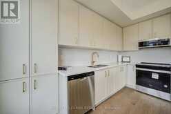 4 - 12 LYTHAM GREEN CIRCLE | Newmarket Ontario | Slide Image Thirty-three