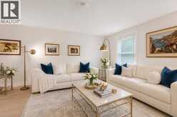 168 SPRINGHEAD GARDENS | Richmond Hill Ontario | Slide Image Eight