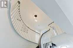 599 SANDFORD STREET | Newmarket Ontario | Slide Image Seventeen