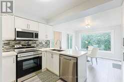 599 SANDFORD STREET | Newmarket Ontario | Slide Image Seven