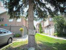 121 PRESSED BRICK DRIVE | Brampton Ontario | Slide Image Twenty-eight