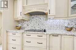 411 WELDRICK ROAD E | Richmond Hill Ontario | Slide Image Twelve