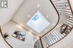 411 WELDRICK ROAD E | Richmond Hill Ontario | Slide Image Fifteen