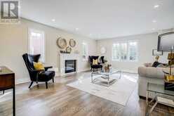 411 WELDRICK ROAD E | Richmond Hill Ontario | Slide Image Sixteen