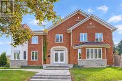 411 WELDRICK ROAD E | Richmond Hill Ontario | Slide Image Two