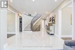 411 WELDRICK ROAD E | Richmond Hill Ontario | Slide Image Five