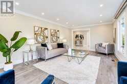 411 WELDRICK ROAD E | Richmond Hill Ontario | Slide Image Nine