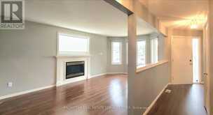 7410 TRINITY COURT | Niagara Falls Ontario | Slide Image Nine