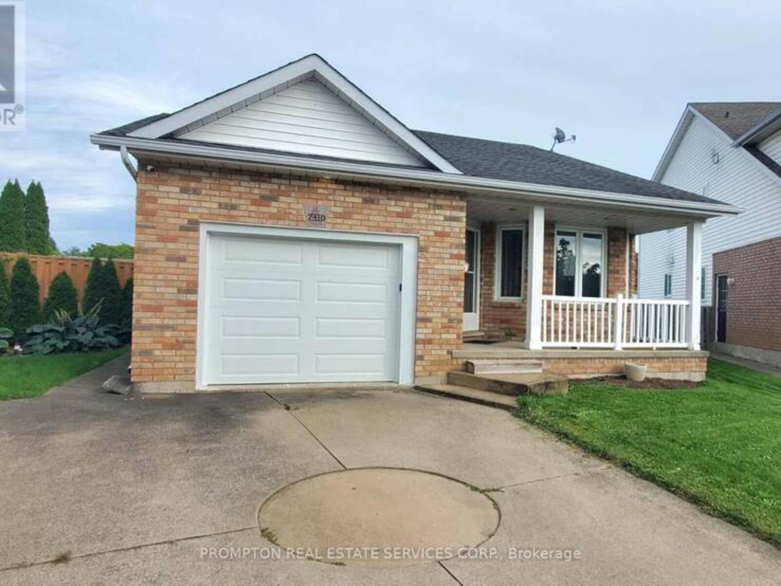 7410 TRINITY COURT, Niagara Falls, Ontario L2H 3A6