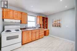 466 PALISER CRESCENT S | Richmond Hill Ontario | Slide Image Fifteen