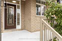 44 HAWKVIEW BOULEVARD | Vaughan Ontario | Slide Image Three