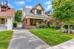 21 EASTBOURNE CRESCENT | Toronto Ontario | Slide Image One