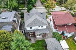 21 EASTBOURNE CRESCENT | Toronto Ontario | Slide Image Forty-five