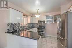 40 ARNOLD CRESCENT | Whitby Ontario | Slide Image Eleven