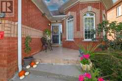40 ARNOLD CRESCENT | Whitby Ontario | Slide Image Two
