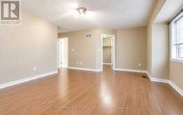 150 MATTEO DAVID DRIVE | Richmond Hill Ontario | Slide Image Five