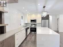 60 HILLVIEW DRIVE | Newmarket Ontario | Slide Image Eleven