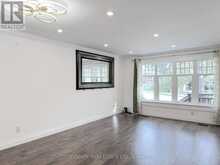 60 HILLVIEW DRIVE | Newmarket Ontario | Slide Image Fifteen