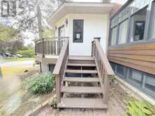 60 HILLVIEW DRIVE | Newmarket Ontario | Slide Image Five