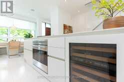 248 MANNING AVENUE | Toronto Ontario | Slide Image Nine