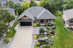 33 SOUTH HARBOUR DRIVE | Bobcaygeon Ontario | Slide Image Three