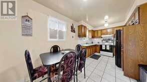 78 CRAYFORD DRIVE | Toronto Ontario | Slide Image Thirteen