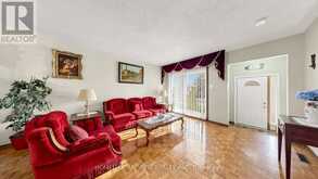 78 CRAYFORD DRIVE | Toronto Ontario | Slide Image Five