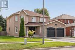 70 BAMBI CRESCENT | Georgina Ontario | Slide Image Two