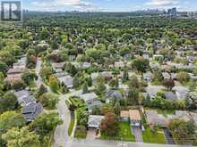 182 BAY THORN DRIVE | Markham Ontario | Slide Image Four