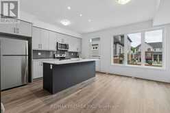 29 LYALL STOKES CIRCLE | East Gwillimbury Ontario | Slide Image Ten