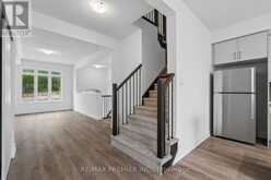 29 LYALL STOKES CIRCLE | East Gwillimbury Ontario | Slide Image Nine