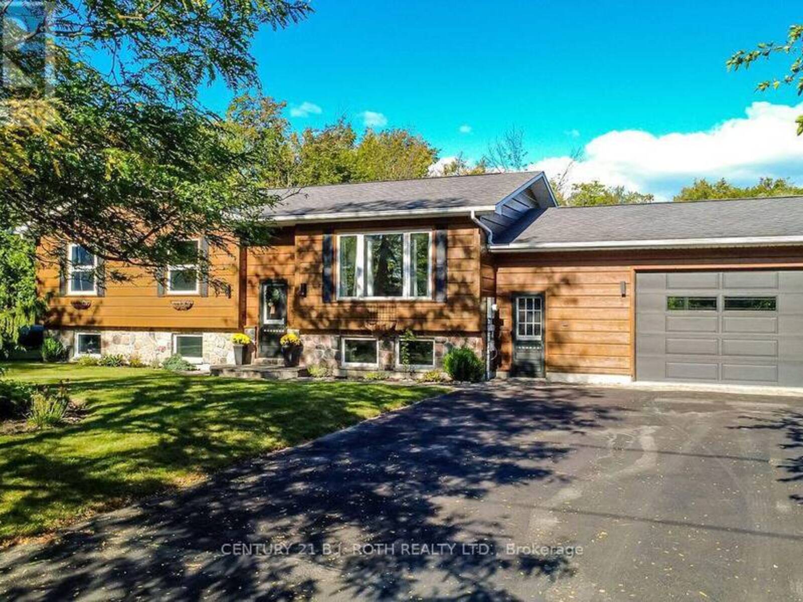 4051 HAMPSHIRE MILLS LINE, Severn, Ontario L3V 0Y5