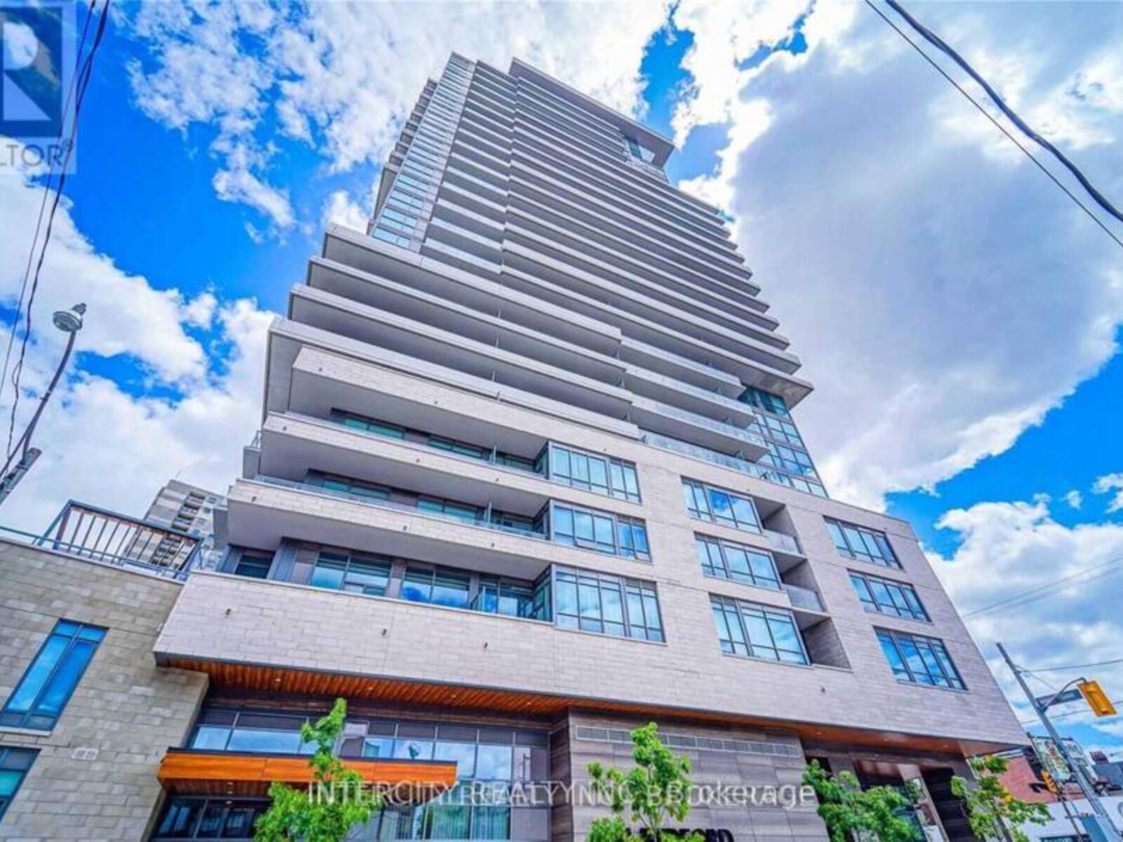 201 - 181 BEDFORD ROAD, Toronto, Ontario M5R 0C2
