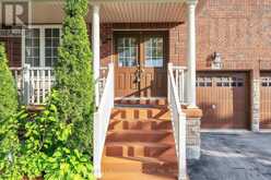 16 BICKNELL COURT | Ajax Ontario | Slide Image Three