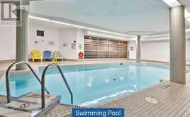 705 - 326 MAJOR MACKENZIE DRIVE E | Richmond Hill Ontario | Slide Image Thirteen