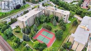 705 - 326 MAJOR MACKENZIE DRIVE E | Richmond Hill Ontario | Slide Image Nineteen