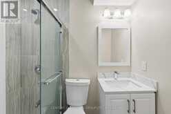 40 CLIFF GUNN ROAD | Newmarket Ontario | Slide Image Eighteen
