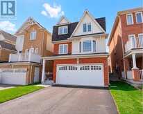 40 CLIFF GUNN ROAD | Newmarket Ontario | Slide Image One