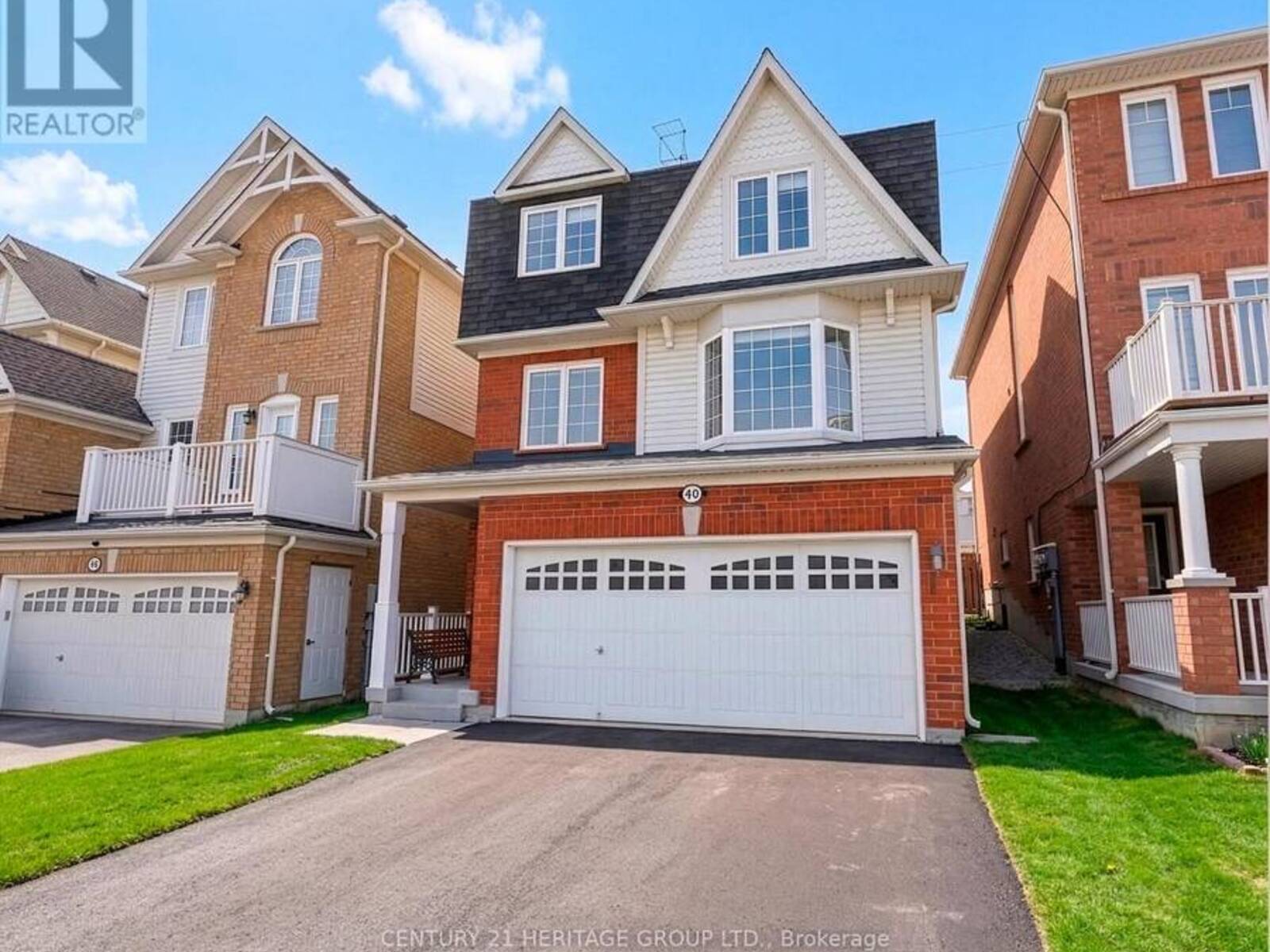 40 CLIFF GUNN ROAD, Newmarket, Ontario L3X 3J8