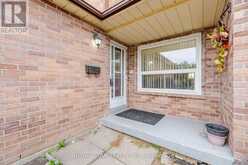 39 EBBY AVENUE E | Brampton Ontario | Slide Image Seven
