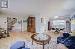 17 RUSTYWOOD DRIVE | Toronto Ontario | Slide Image Thirteen