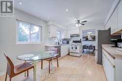 17 RUSTYWOOD DRIVE | Toronto Ontario | Slide Image Fifteen