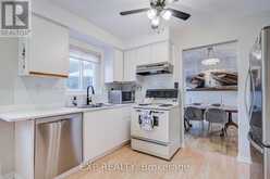 17 RUSTYWOOD DRIVE | Toronto Ontario | Slide Image Sixteen