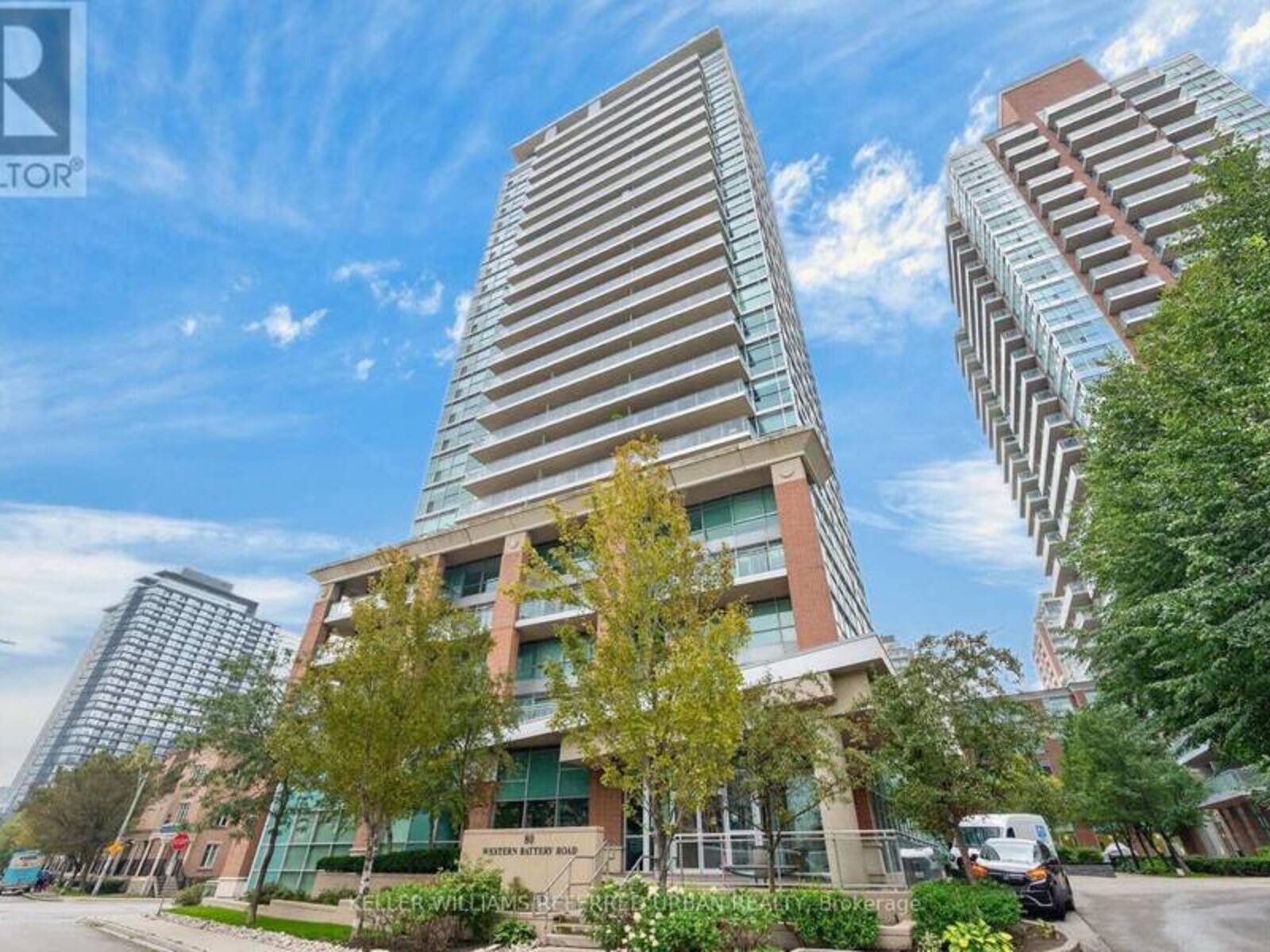 304 - 80 WESTERN BATTERY ROAD, Toronto, Ontario M6K 3S1