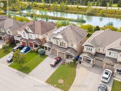 12 HOARD AVENUE S New Tecumseth Ontario, L9R 0M4