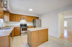 66 PRINCE CHARLES WAY | Markham Ontario | Slide Image Eighteen